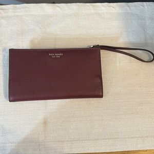 Kate Spade maroon wristlet